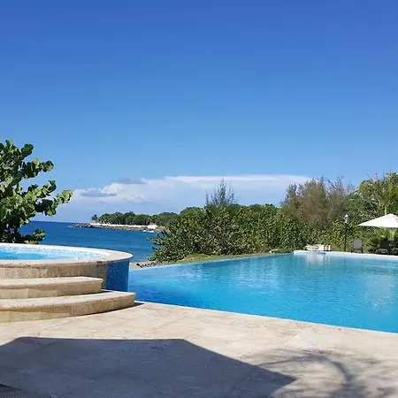 Hispaniola Beach Ocean View Apartment